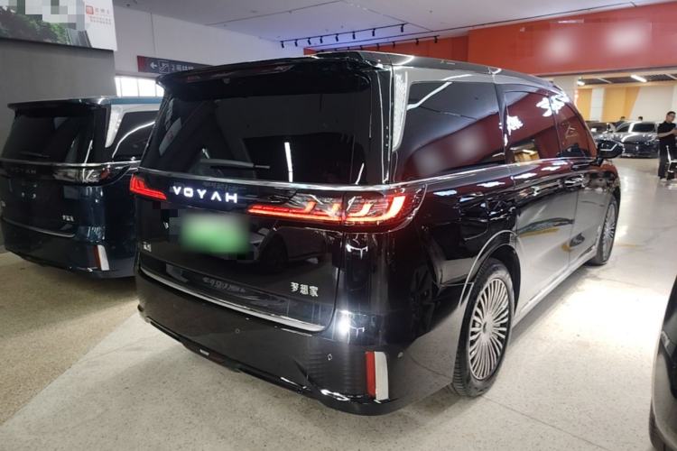 Used VOYAH Dream 2025 PHEV Four-Wheel Drive Prestige Qiankun Edition Rear Right 45 Deg