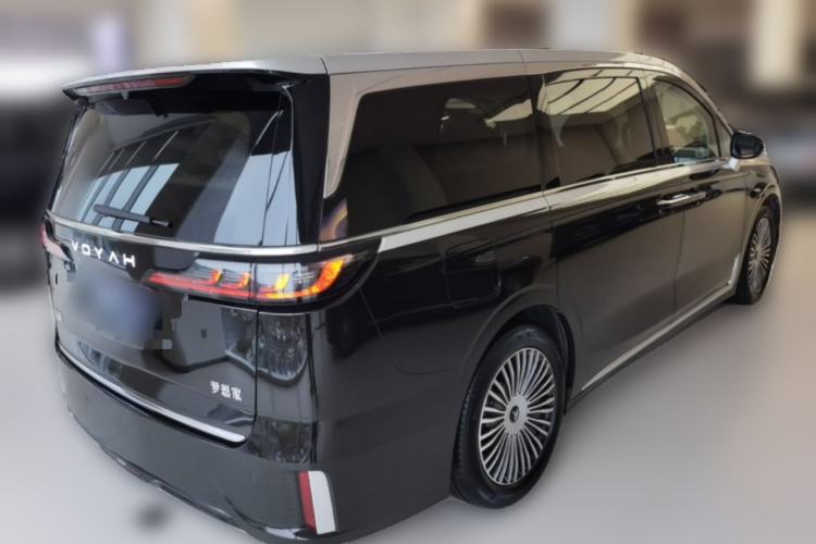 Used VOYAH Dream 2025 PHEV Four-Wheel-Drive Flagship Version – Qiankun Edition Rear Right 45 Deg