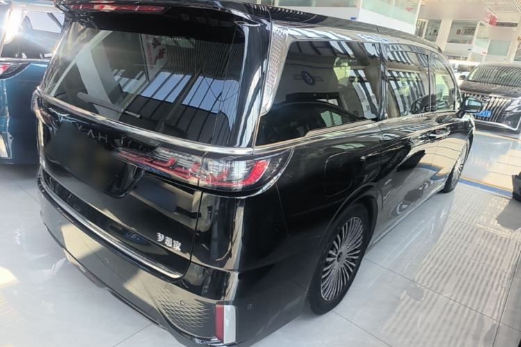 Used VOYAH Dream 2025 PHEV Four-Wheel-Drive Flagship Kunpeng Edition Rear Right 45 Deg