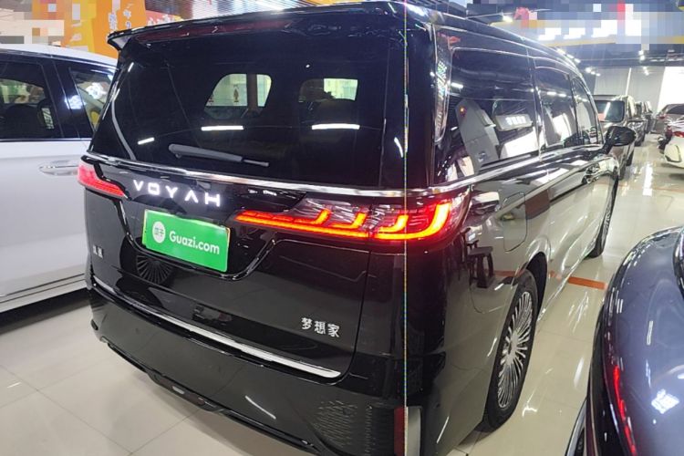 Used VOYAH Dream 2025 PHEV Four-Wheel Drive Prestige Kunpeng Edition Rear Right 45 Deg