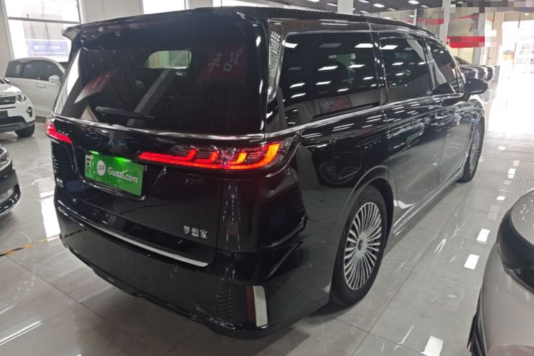 Used VOYAH Dream 2025 PHEV Four-Wheel-Drive Flagship Version – Qiankun Edition Rear Right 45 Deg