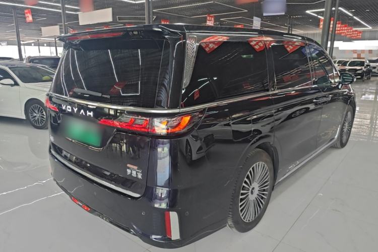 Used VOYAH Dream 2025 PHEV Four-Wheel Drive Prestige Kunpeng Edition Rear Right 45 Deg