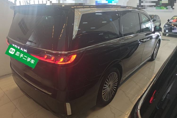 Used VOYAH Dream 2025 PHEV Four-Wheel-Drive Flagship Kunpeng Edition Rear Right 45 Deg