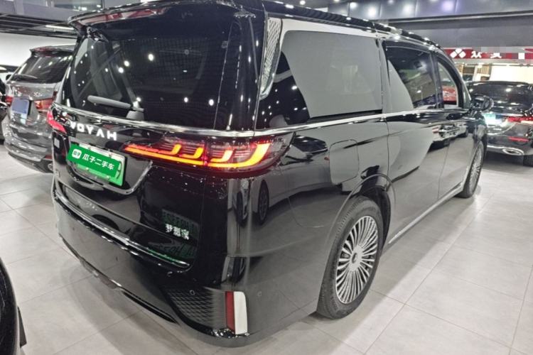 Used VOYAH Dream 2025 PHEV Four-Wheel Drive Prestige Kunpeng Edition Rear Right 45 Deg