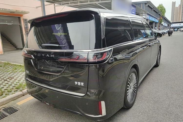 Used VOYAH Dream 2025 PHEV Four-Wheel-Drive Flagship Kunpeng Edition Rear Right 45 Deg