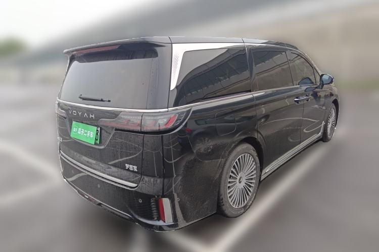 Used VOYAH Dream 2025 PHEV Four-Wheel Drive Prestige Kunpeng Edition Rear Right 45 Deg
