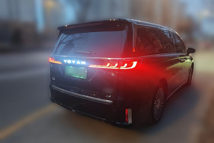 Used VOYAH Dream 2025 PHEV Four-Wheel Drive Excellence Kunpeng Edition Rear Right 45 Deg