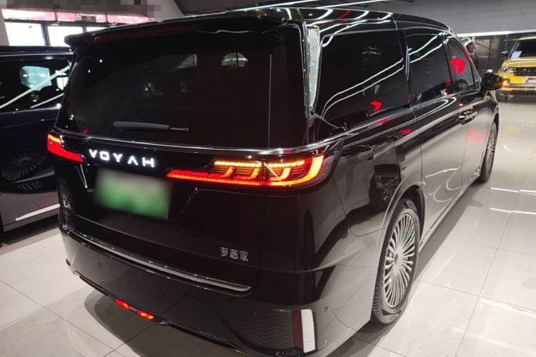 Used VOYAH Dream 2025 PHEV Four-Wheel-Drive Flagship Kunpeng Edition Rear Right 45 Deg