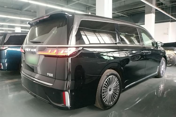 Used VOYAH Dream 2025 PHEV Four-Wheel Drive Prestige Qiankun Edition Rear Right 45 Deg