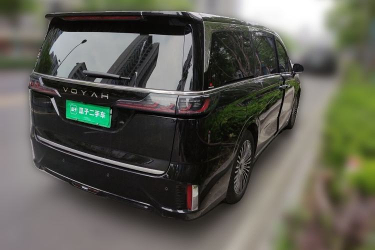 Used VOYAH Dream 2025 PHEV Four-Wheel Drive Excellence Qiankun Edition Rear Right 45 Deg