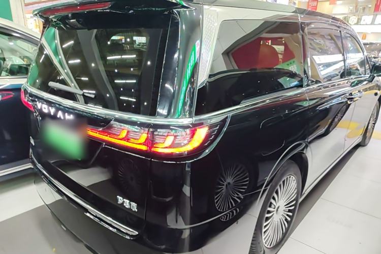 Used VOYAH Dream 2025 PHEV Four-Wheel Drive Prestige Qiankun Edition Rear Right 45 Deg