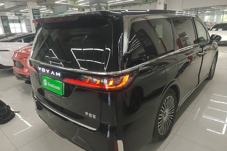 Used VOYAH Dream 2025 PHEV Four-Wheel-Drive Flagship Kunpeng Edition Rear Right 45 Deg