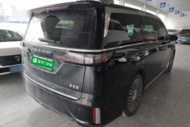 Used VOYAH Dream 2025 PHEV Four-Wheel-Drive Flagship Version – Qiankun Edition Rear Right 45 Deg