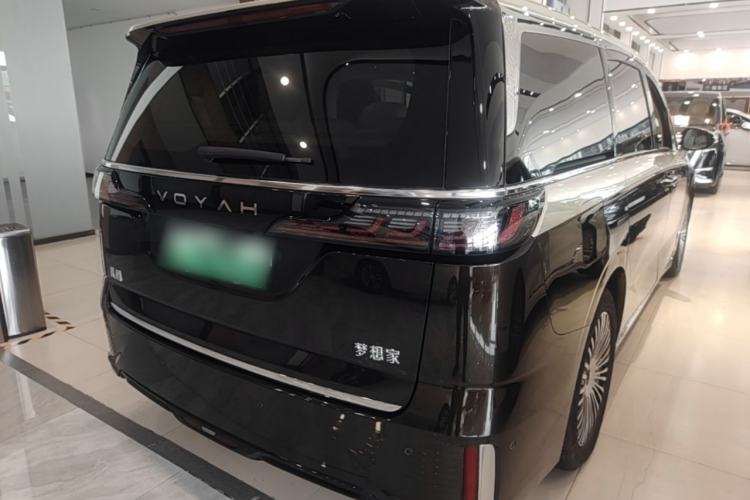 Used VOYAH Dream 2025 PHEV Four-Wheel Drive Prestige Kunpeng Edition Rear Right 45 Deg