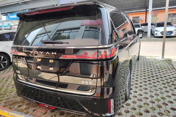 Used VOYAH Dream 2025 PHEV Four-Wheel-Drive Flagship Kunpeng Edition Rear Right 45 Deg