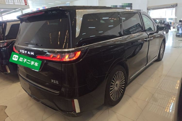 Used VOYAH Dream 2025 PHEV Four-Wheel Drive Prestige Kunpeng Edition Rear Right 45 Deg