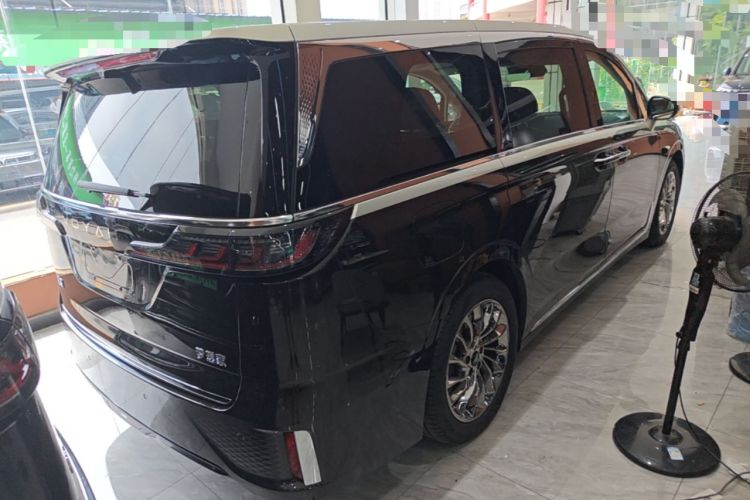 Used VOYAH Dream 2025 EV Four-Wheel-Drive Flagship Qiankun Version Rear Right 45 Deg