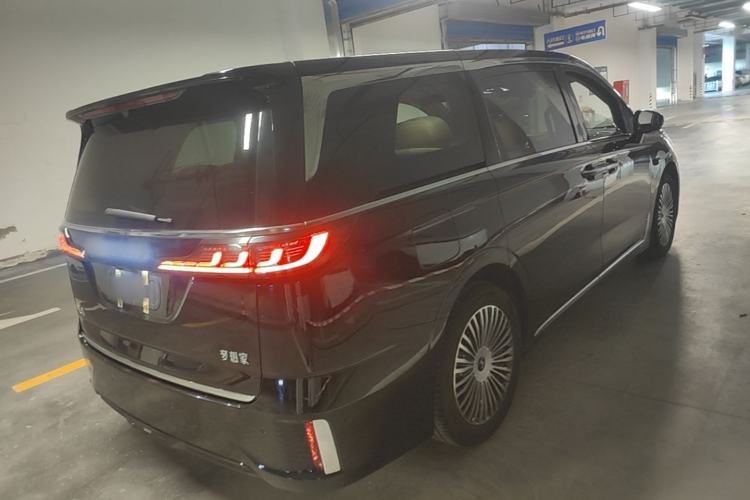 Used VOYAH Dream 2025 PHEV Four-Wheel Drive Excellence Qiankun Edition Rear Right 45 Deg