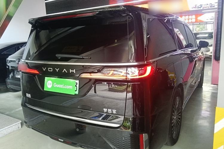 Used VOYAH Dream 2025 PHEV Four-Wheel Drive Prestige Kunpeng Edition Rear Right 45 Deg