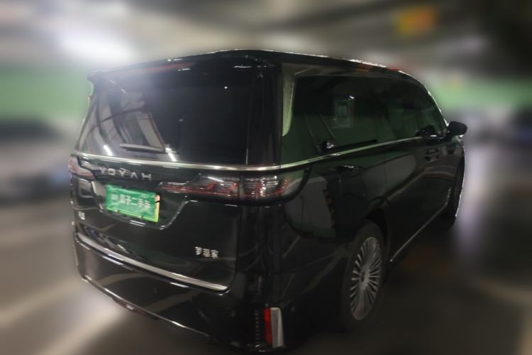 Used VOYAH Dream 2025 PHEV Four-Wheel Drive Excellence Kunpeng Edition Rear Right 45 Deg
