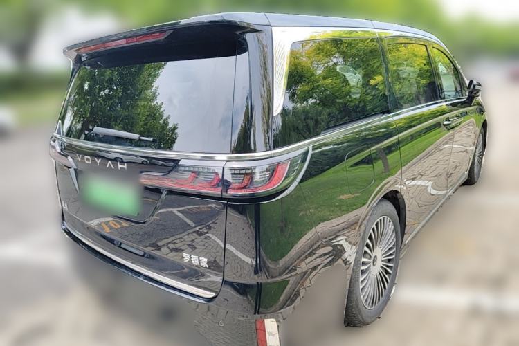 Used VOYAH Dream 2025 PHEV Four-Wheel-Drive Flagship Kunpeng Edition Rear Right 45 Deg