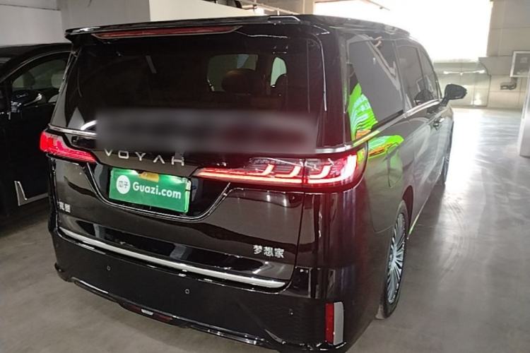 Used VOYAH Dream 2025 PHEV Four-Wheel-Drive Flagship Kunpeng Edition Rear Right 45 Deg