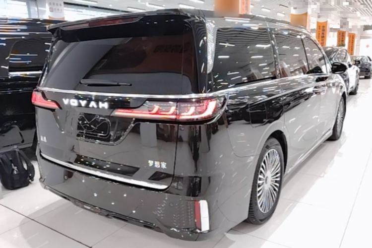 Used VOYAH Dream 2025 PHEV Four-Wheel-Drive Flagship Kunpeng Edition Rear Right 45 Deg