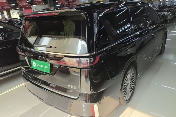 Used VOYAH Dream 2025 PHEV Four-Wheel Drive Prestige Kunpeng Edition Rear Right 45 Deg