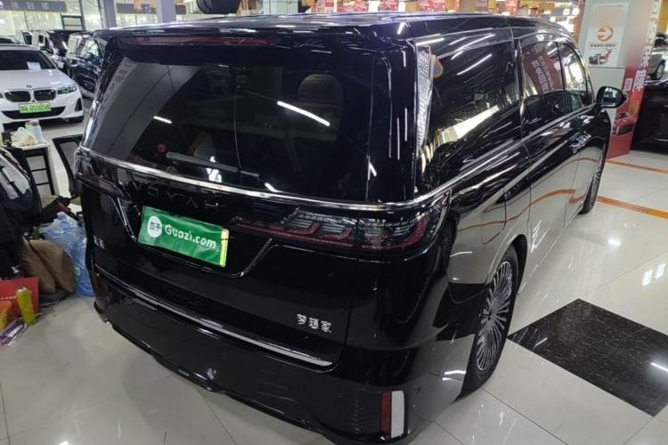 Used VOYAH Dream 2025 PHEV Four-Wheel-Drive Flagship Kunpeng Edition Rear Right 45 Deg
