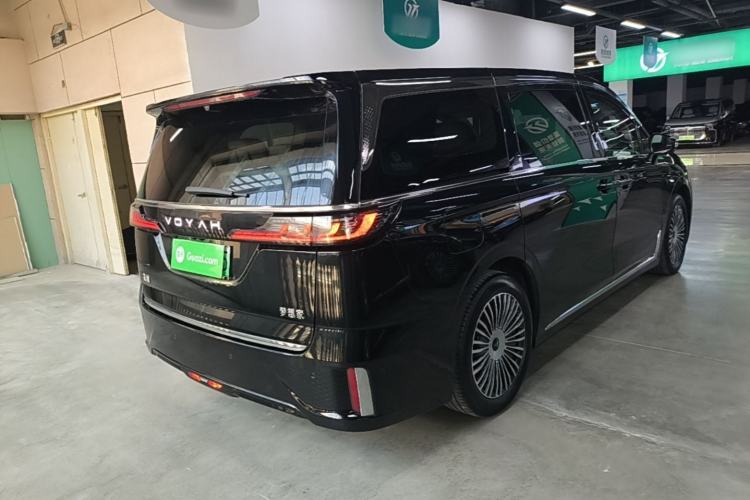 Used VOYAH Dream 2025 PHEV Four-Wheel Drive Excellence Qiankun Edition Rear Right 45 Deg