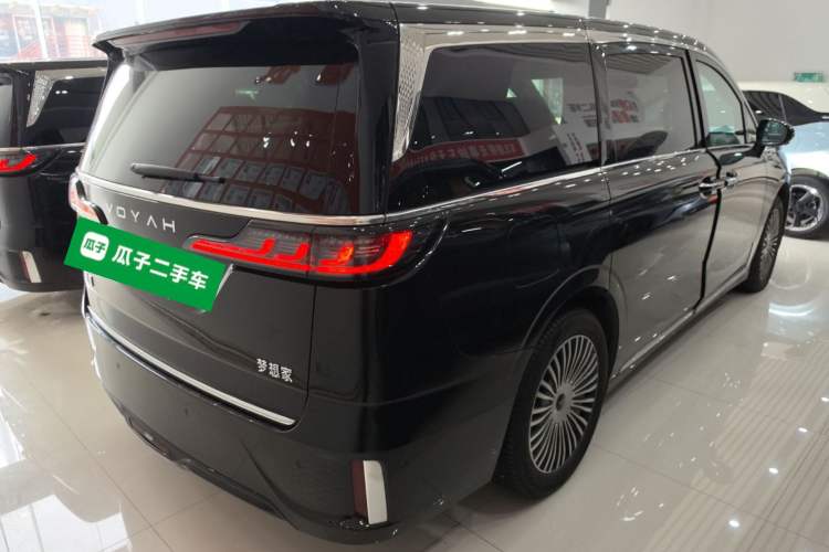 Used VOYAH Dream 2025 PHEV Four-Wheel-Drive Flagship Kunpeng Edition Rear Right 45 Deg