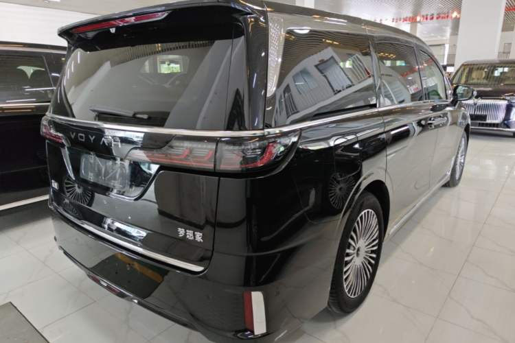 Used VOYAH Dream 2025 PHEV Four-Wheel Drive Prestige Qiankun Edition Rear Right 45 Deg