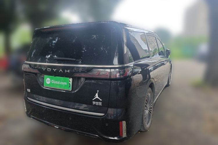 Used VOYAH Dream 2025 PHEV Four-Wheel-Drive Flagship Kunpeng Edition Rear Right 45 Deg