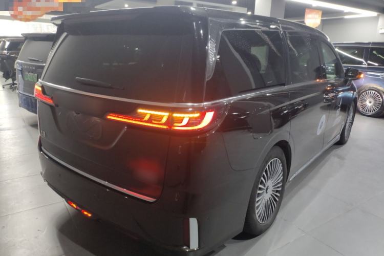 Used VOYAH Dream 2025 PHEV Four-Wheel-Drive Flagship Kunpeng Edition Rear Right 45 Deg