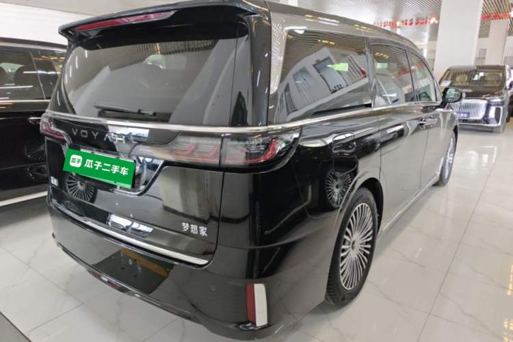 Used VOYAH Dream 2025 PHEV Four-Wheel-Drive Flagship Kunpeng Edition Rear Right 45 Deg