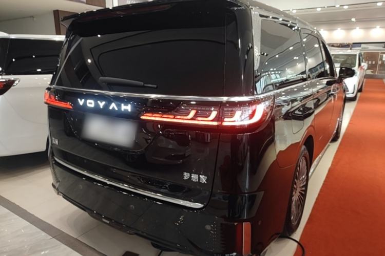 Used VOYAH Dream 2025 PHEV Four-Wheel Drive Prestige Kunpeng Edition Rear Right 45 Deg