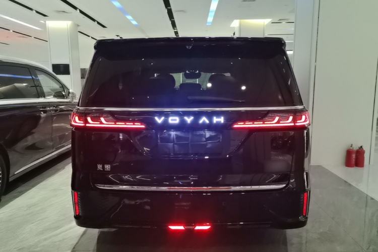 Used VOYAH Dream 2025 PHEV Four-Wheel Drive Excellence Qiankun Edition Rear