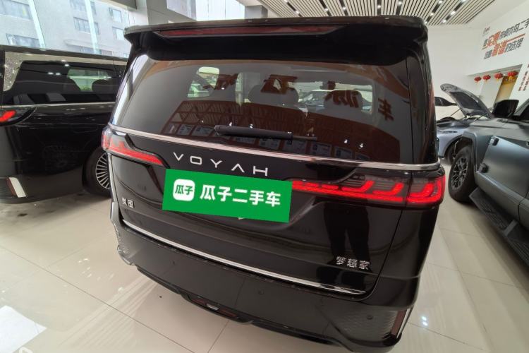 Used VOYAH Dream 2025 PHEV Four-Wheel-Drive Flagship Kunpeng Edition Rear