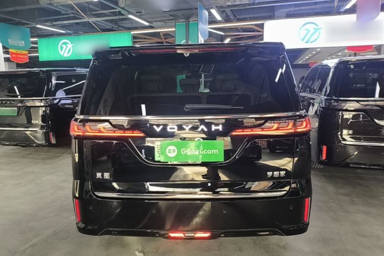 Used VOYAH Dream 2025 PHEV Four-Wheel Drive Excellence Qiankun Edition Rear