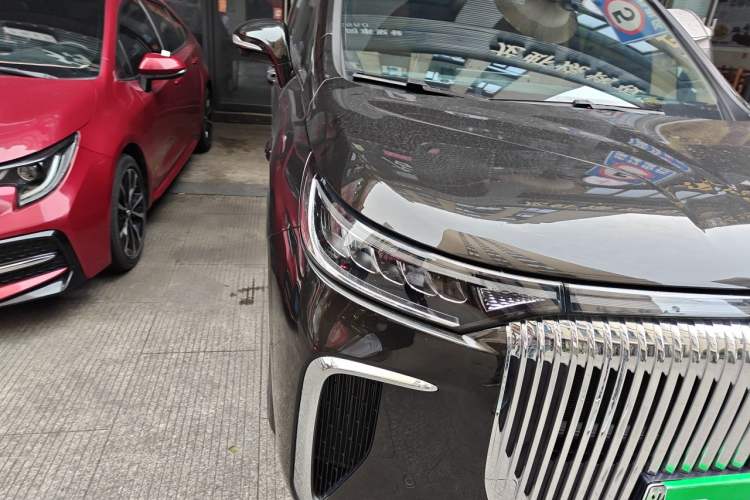 Used VOYAH Dream 2025 PHEV Four-Wheel Drive Prestige Qiankun Edition Right Front Headlight