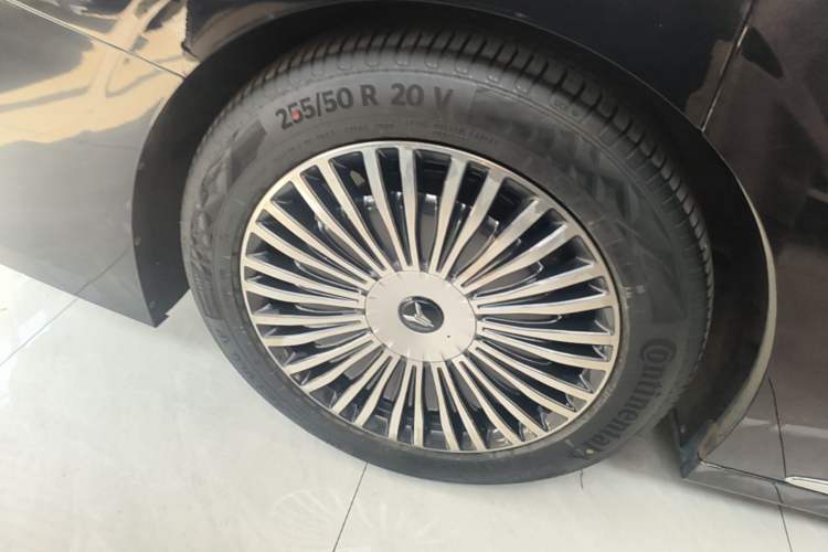 Used VOYAH Dream 2025 PHEV Four-Wheel-Drive Flagship Kunpeng Edition Right Rear Wheel Hub