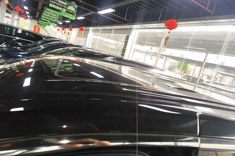 Used VOYAH Dream 2025 PHEV Four-Wheel-Drive Flagship Kunpeng Edition Roof