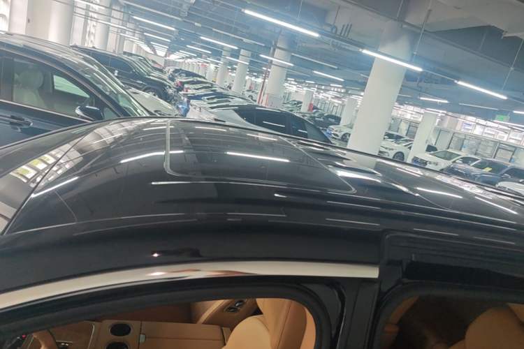 Used VOYAH Dream 2025 PHEV Four-Wheel Drive Prestige Kunpeng Edition Roof