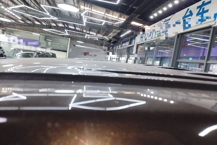 Used VOYAH Dream 2025 PHEV Four-Wheel-Drive Flagship Kunpeng Edition Roof