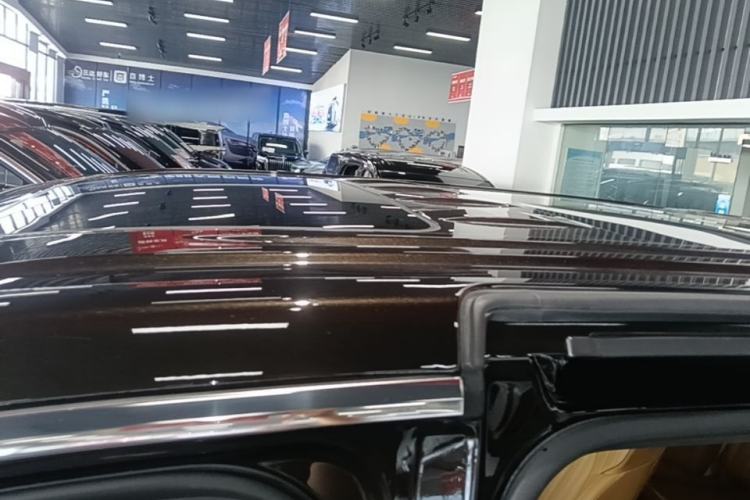 Used VOYAH Dream 2025 PHEV Four-Wheel-Drive Flagship Kunpeng Edition Roof