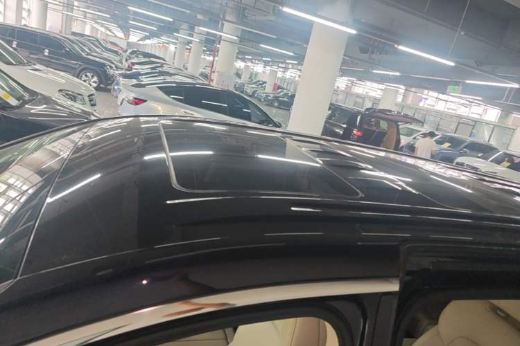 Used VOYAH Dream 2025 PHEV Four-Wheel Drive Prestige Kunpeng Edition Roof