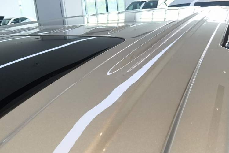 Used VOYAH Dream 2025 PHEV Four-Wheel-Drive Flagship Version – Qiankun Edition Roof