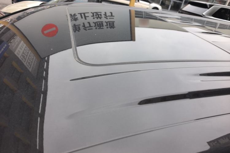 Used VOYAH Dream 2025 PHEV Four-Wheel-Drive Flagship Kunpeng Edition Roof