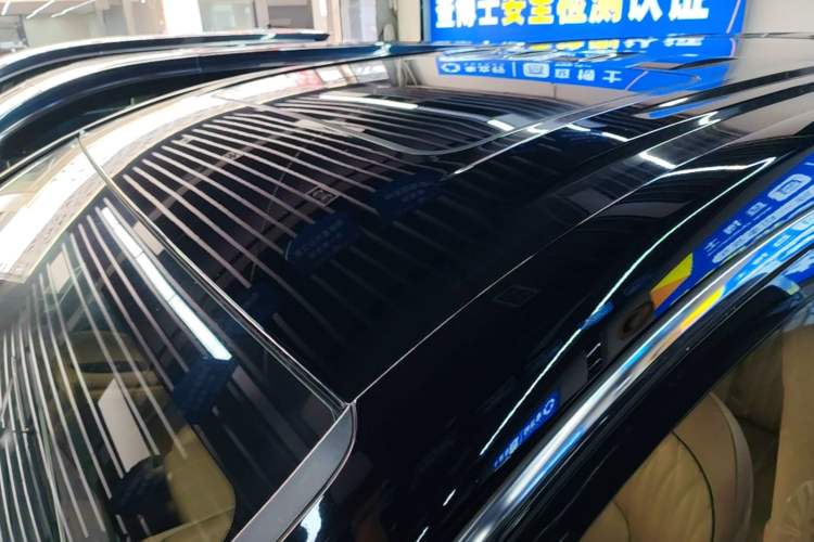 Used VOYAH Dream 2025 PHEV Four-Wheel-Drive Flagship Kunpeng Edition Roof