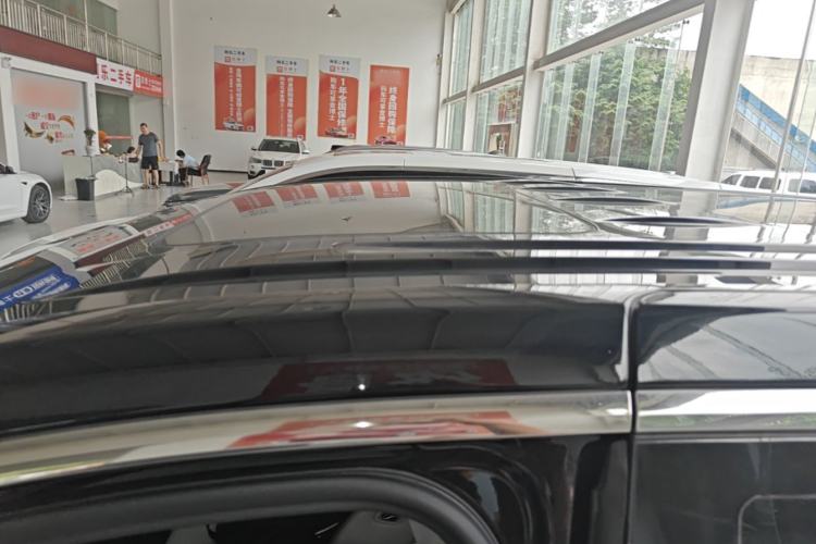 Used VOYAH Dream 2025 PHEV Four-Wheel-Drive Flagship Kunpeng Edition Roof